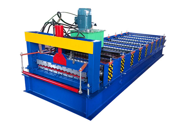 Corrugated roof roll forming machine